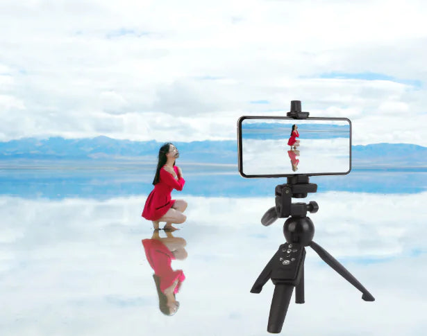 Bluetooth Remote Tripod Stand for Live Streaming